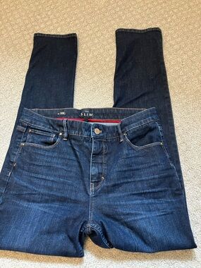 White House Black Market Women's Skinny Jeans in Dark Blue Denim